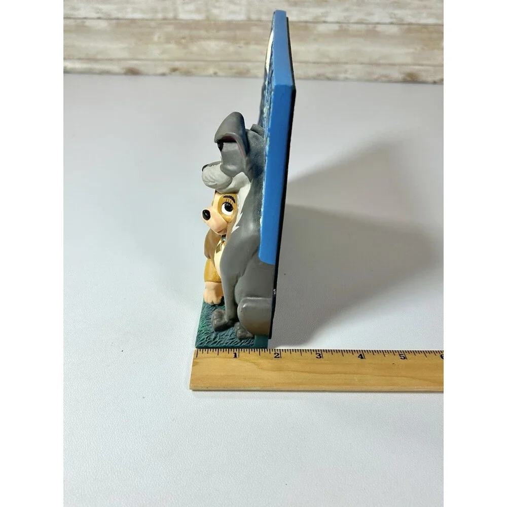 Vtg Disney Lady and the Tramp Dogs 3D Resin Picture Moon Frame Stand Up Table